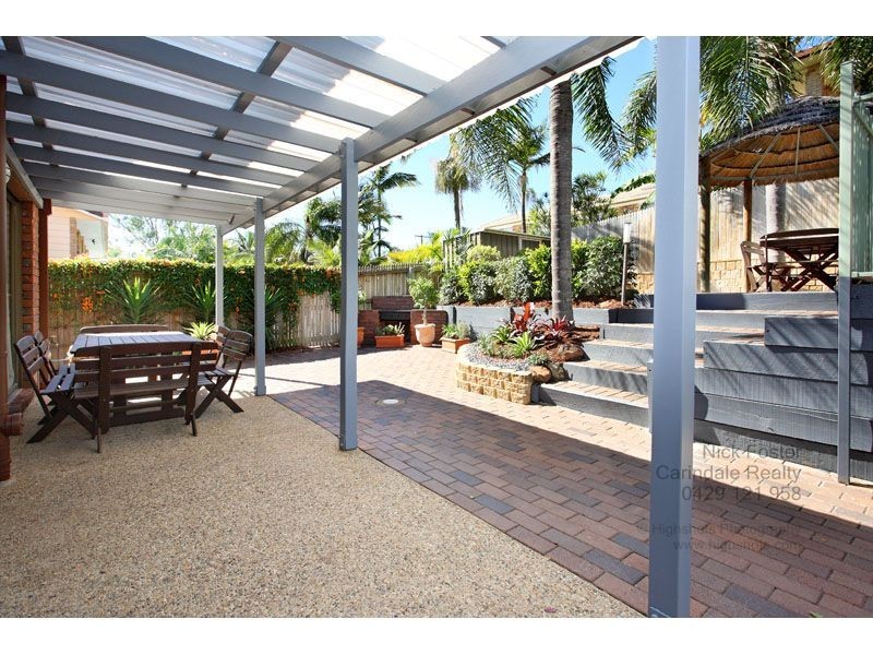 18 Raymore Court, Carindale QLD 4152