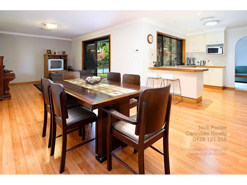 6  Naretha Street, Carindale QLD 4152