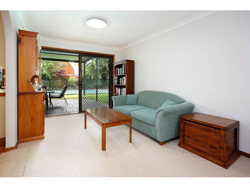 6  Naretha Street, Carindale QLD 4152