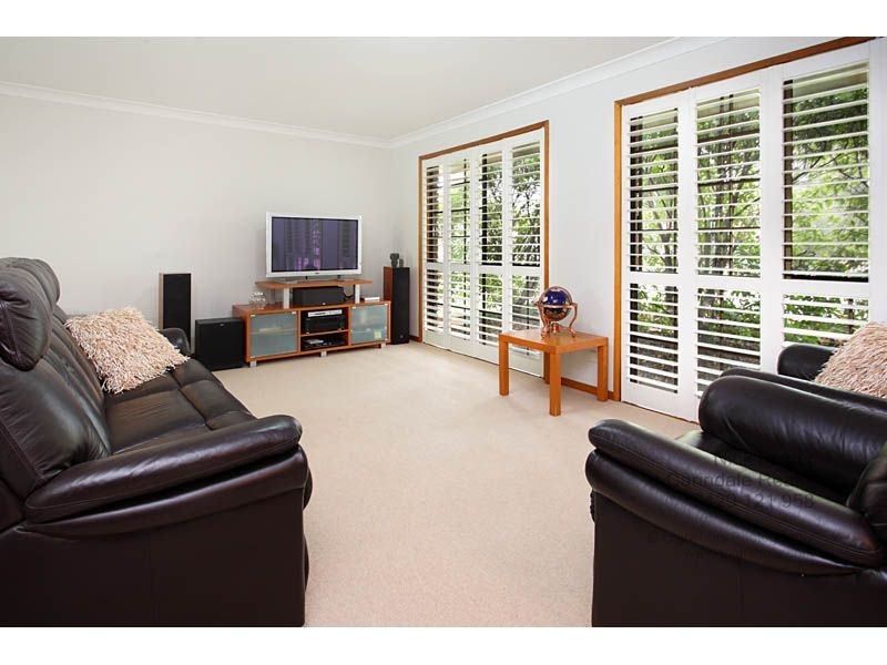 6  Naretha Street, Carindale QLD 4152