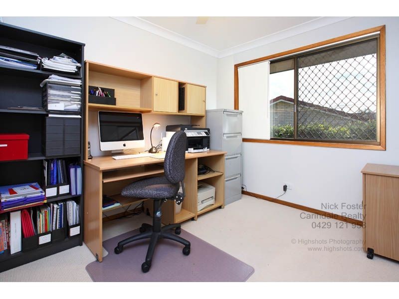 6  Naretha Street, Carindale QLD 4152