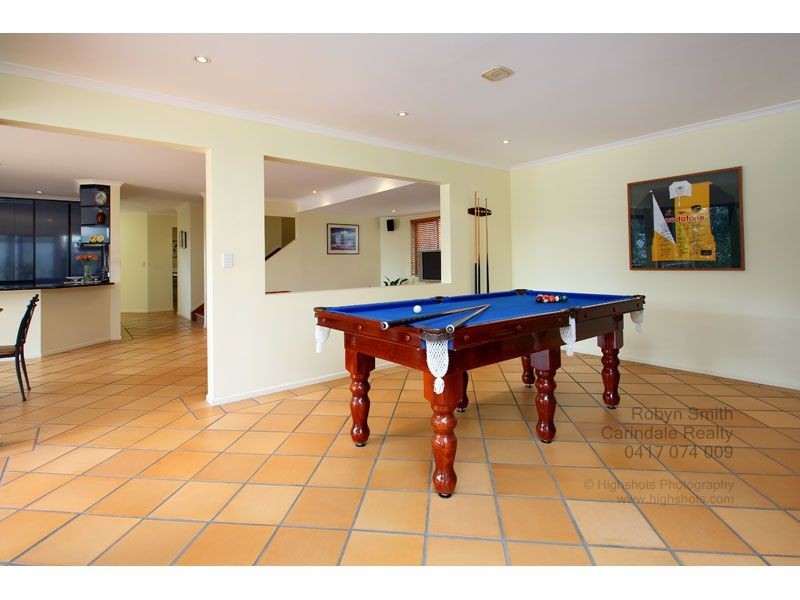 11 Homewood Place, Carindale QLD 4152