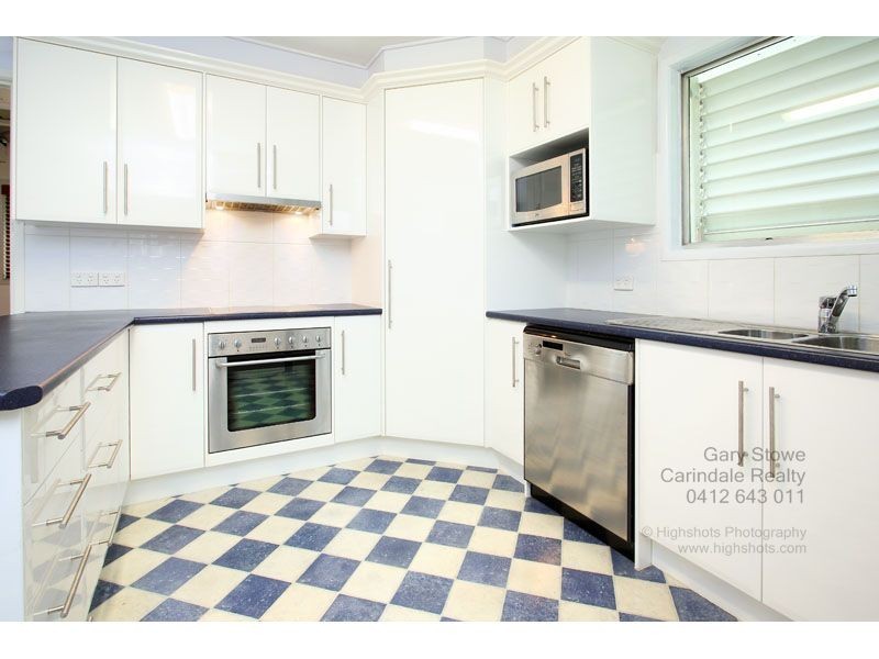 8 Rymer Street, Carina QLD 4152