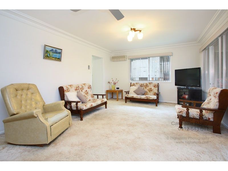 8 Rymer Street, Carina QLD 4152