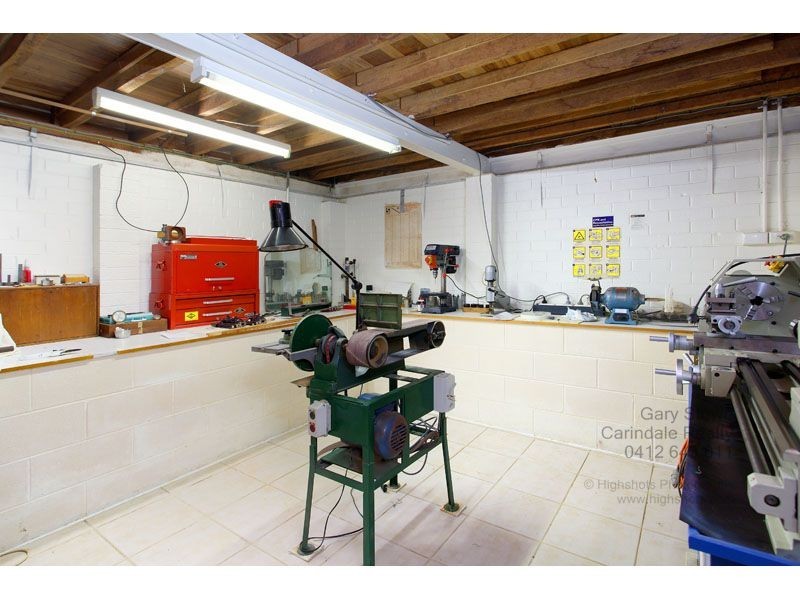 8 Rymer Street, Carina QLD 4152