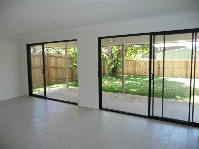 15 Tina Street, Redland Bay QLD 4165