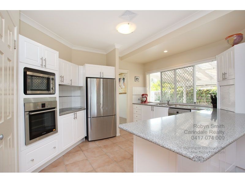 122 Cribb Road, Carindale QLD 4152