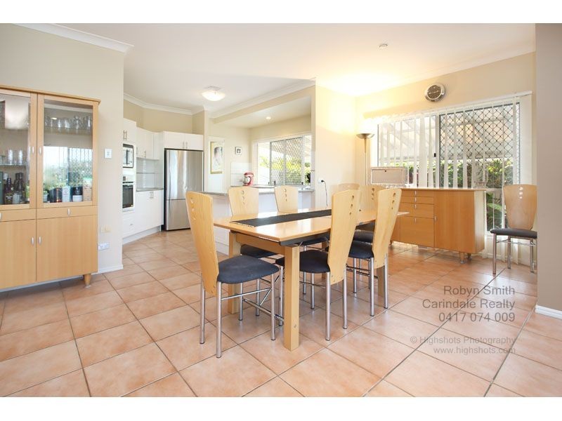 122 Cribb Road, Carindale QLD 4152