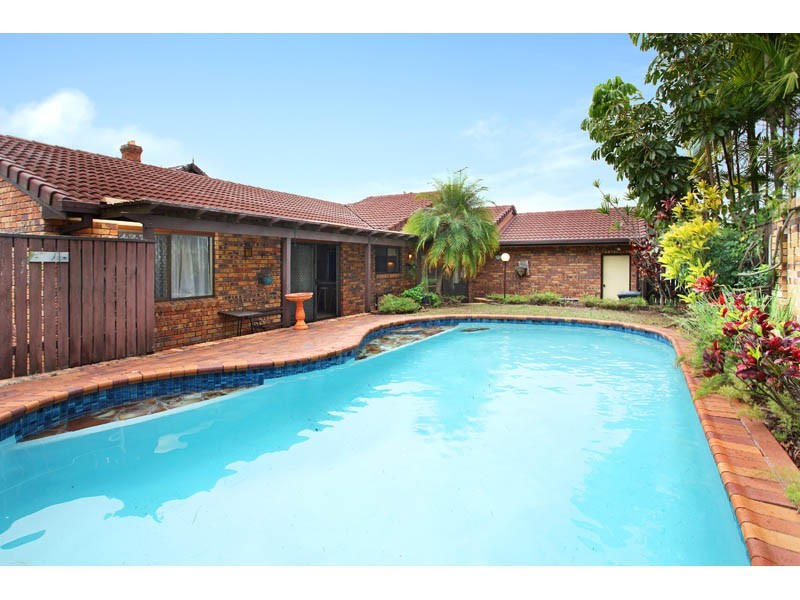 40 Naretha Street, Carindale QLD 4152