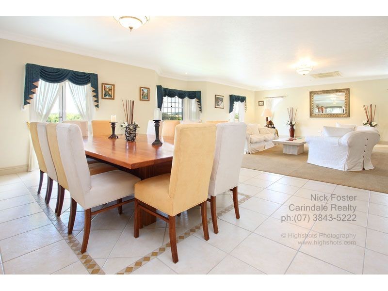 3 Highbury Close, Carindale QLD 4152