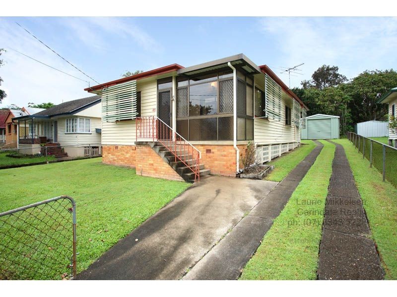 49 Broadwater Road, Mount Gravatt East QLD 4122