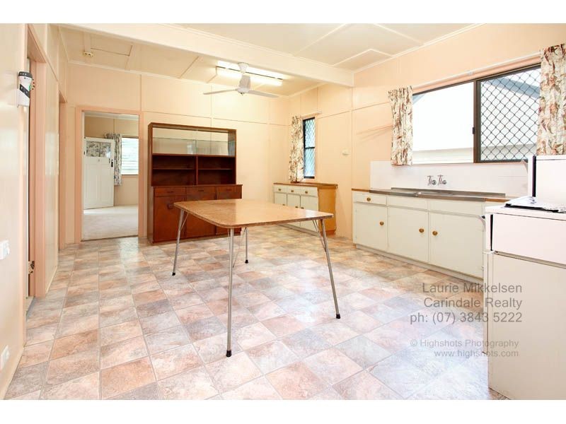 49 Broadwater Road, Mount Gravatt East QLD 4122