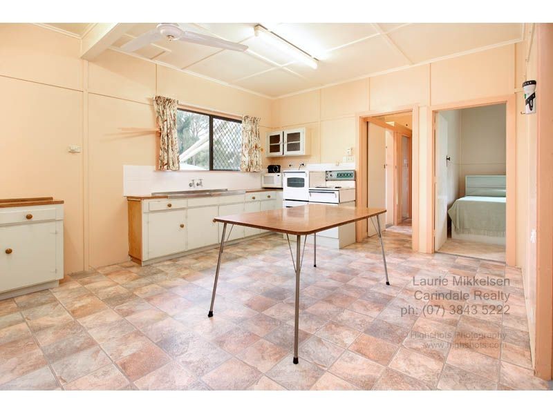 49 Broadwater Road, Mount Gravatt East QLD 4122