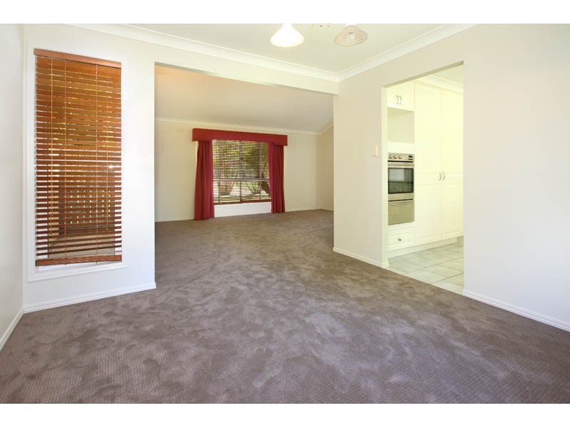 4 Picasso Place, Mackenzie QLD 4156