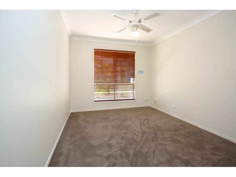 4 Picasso Place, Mackenzie QLD 4156