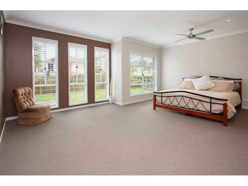 65 Taylor Place, Mackenzie QLD 4156