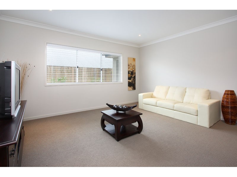 65 Taylor Place, Mackenzie QLD 4156