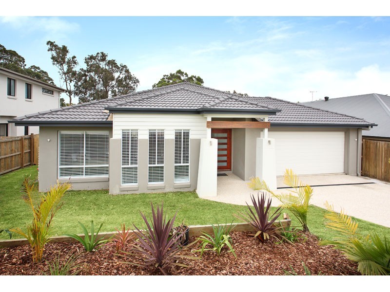 65 Taylor Place, Mackenzie QLD 4156