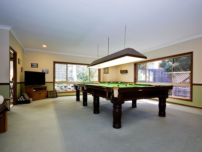 1192 Creek Rd, Carina Heights QLD 4152