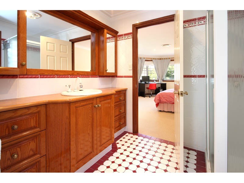 289 Cribb Road, Carindale QLD 4152