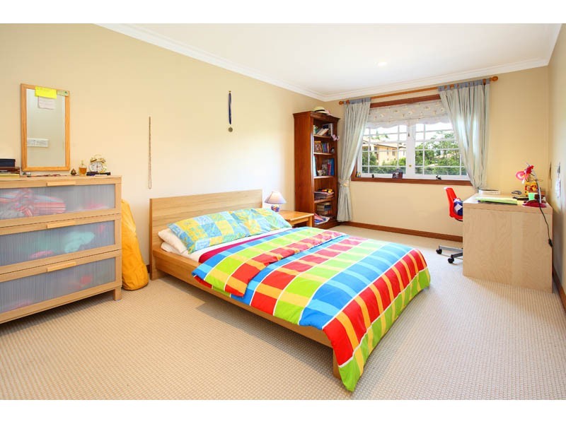 289 Cribb Road, Carindale QLD 4152