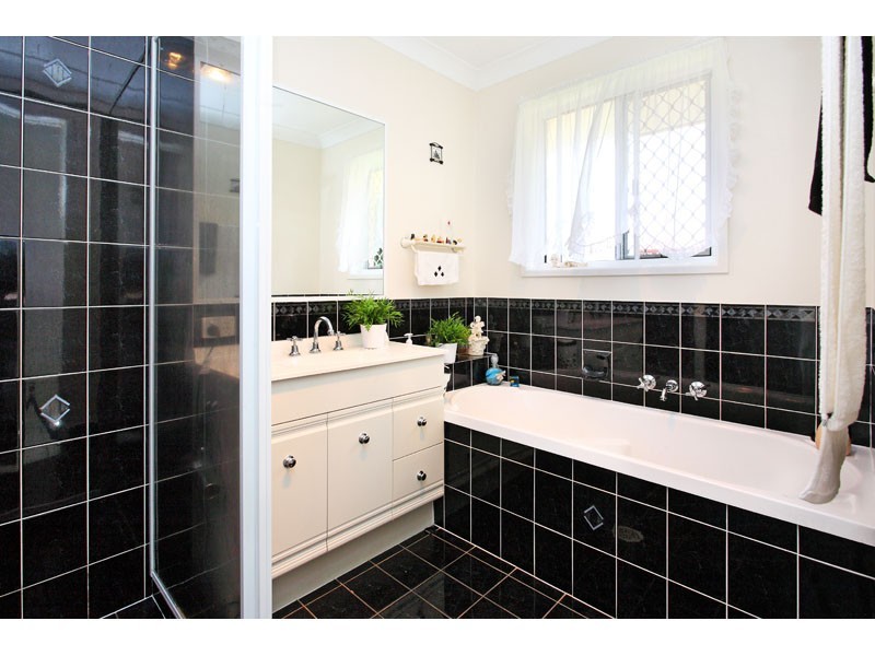 172  Broadwater Road, Mount Gravatt QLD 4122