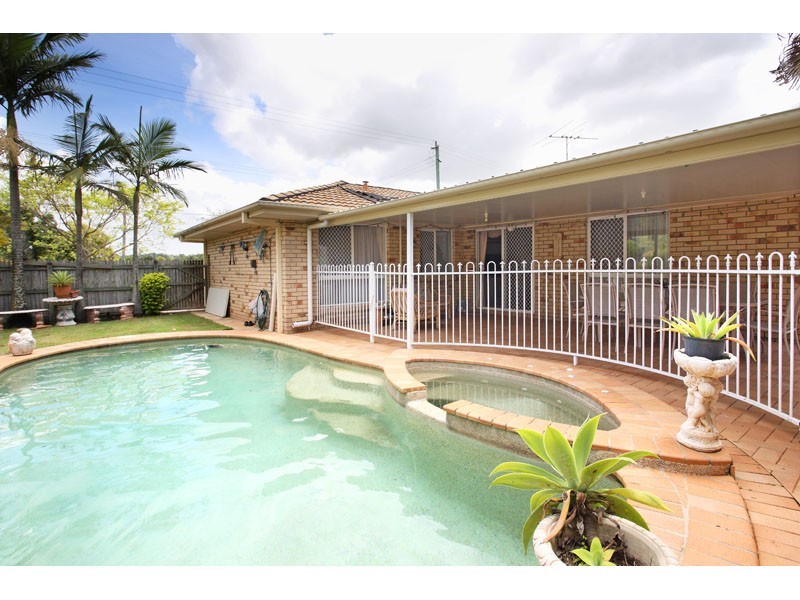 172  Broadwater Road, Mount Gravatt QLD 4122