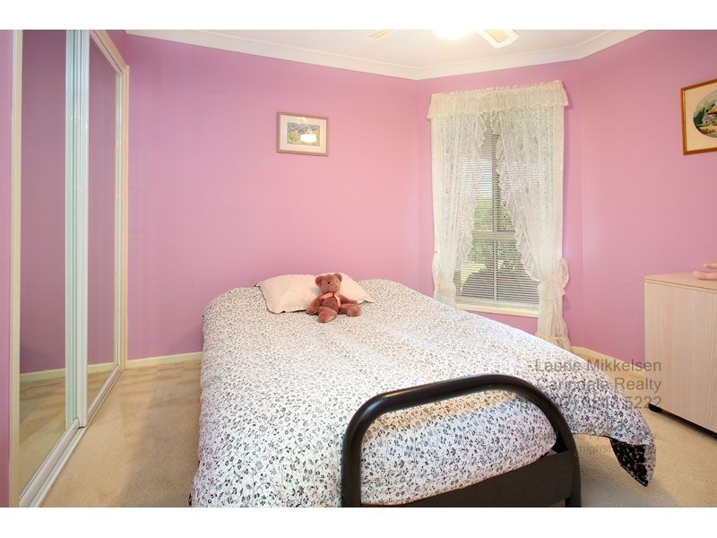 2  Matisse Place, Mackenzie QLD 4156