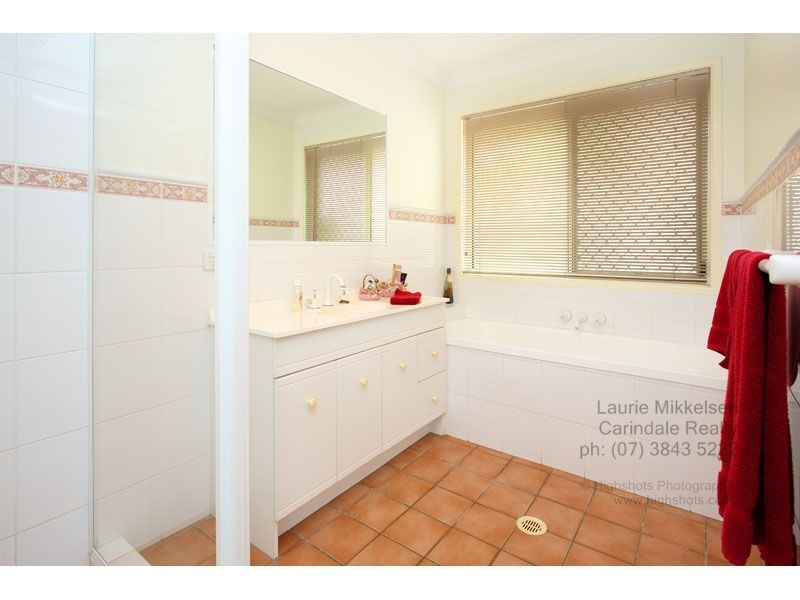 2  Matisse Place, Mackenzie QLD 4156