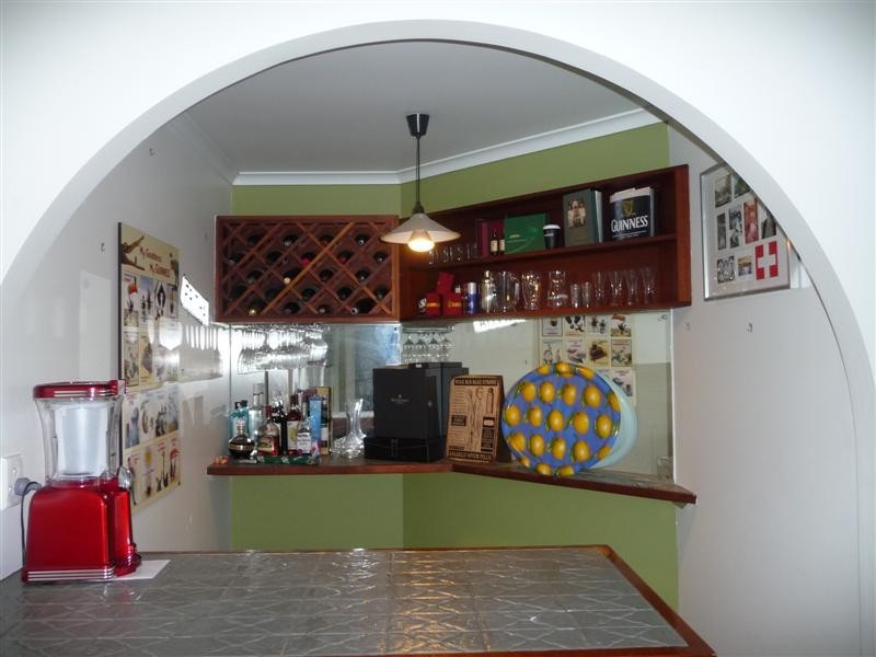 4  Ambrosius Street, Carindale QLD 4152