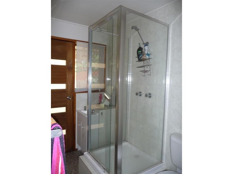 4  Ambrosius Street, Carindale QLD 4152