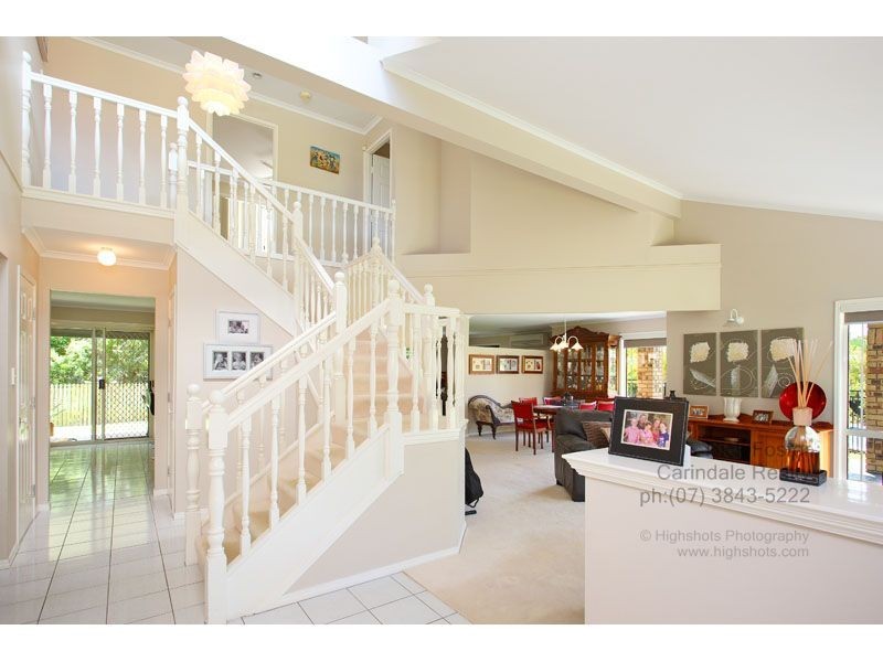 22 Hatherton Crescent, Carindale QLD 4152