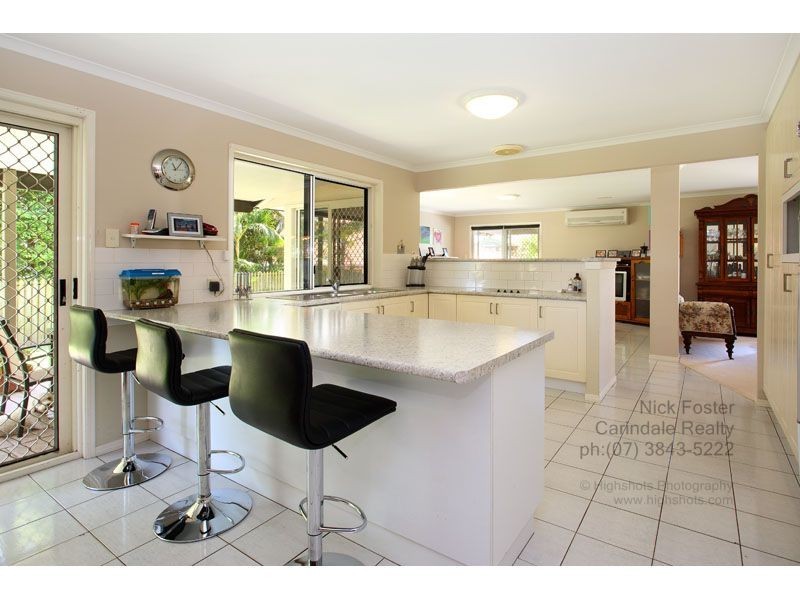 22 Hatherton Crescent, Carindale QLD 4152