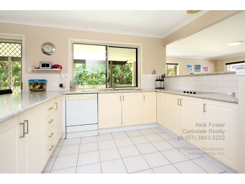 22 Hatherton Crescent, Carindale QLD 4152