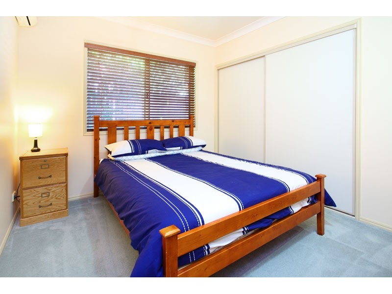 17 Forest Place, Carindale QLD 4152