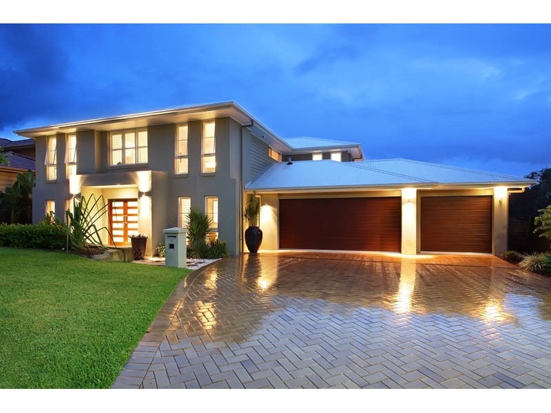 15 Woodland Street, Carindale QLD 4152