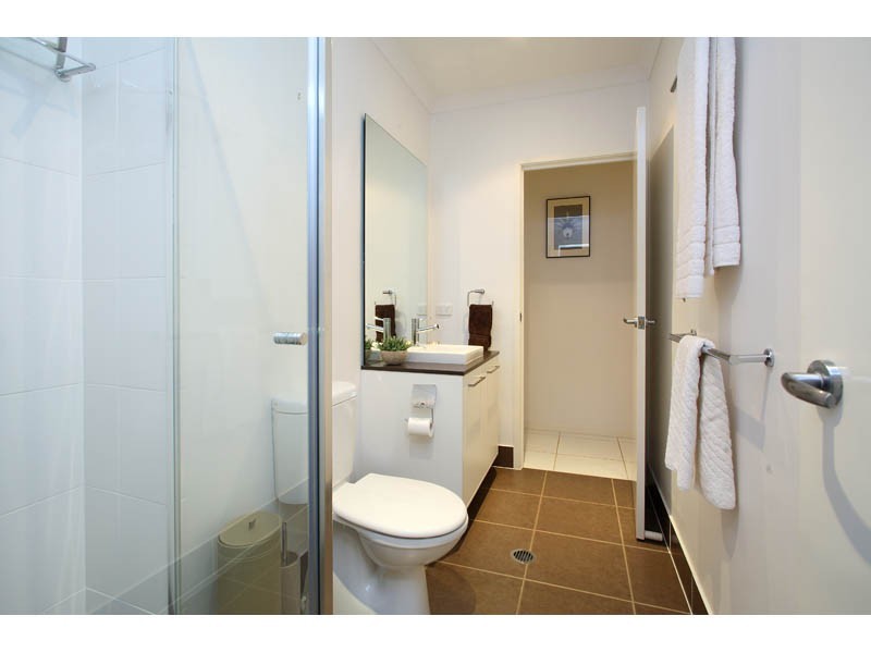 15 Woodland Street, Carindale QLD 4152