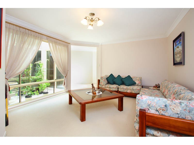 85 Gainsborough Avenue, Mackenzie QLD 4156