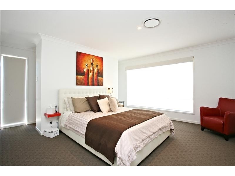 23 Taylor Place, Mackenzie QLD 4156