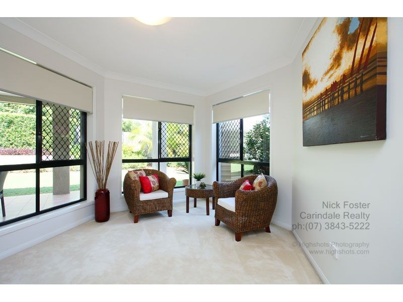 7 Kilburn Close, Carindale QLD 4152