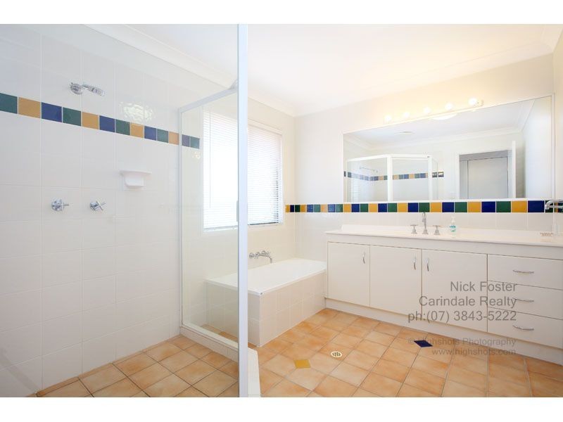 7 Kilburn Close, Carindale QLD 4152