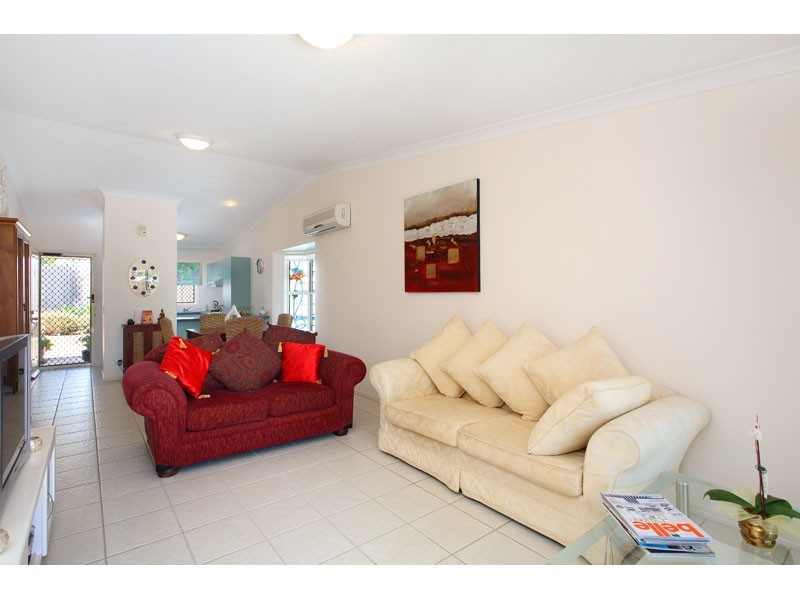 13.11 Trevally Crescent, Manly West QLD 4179