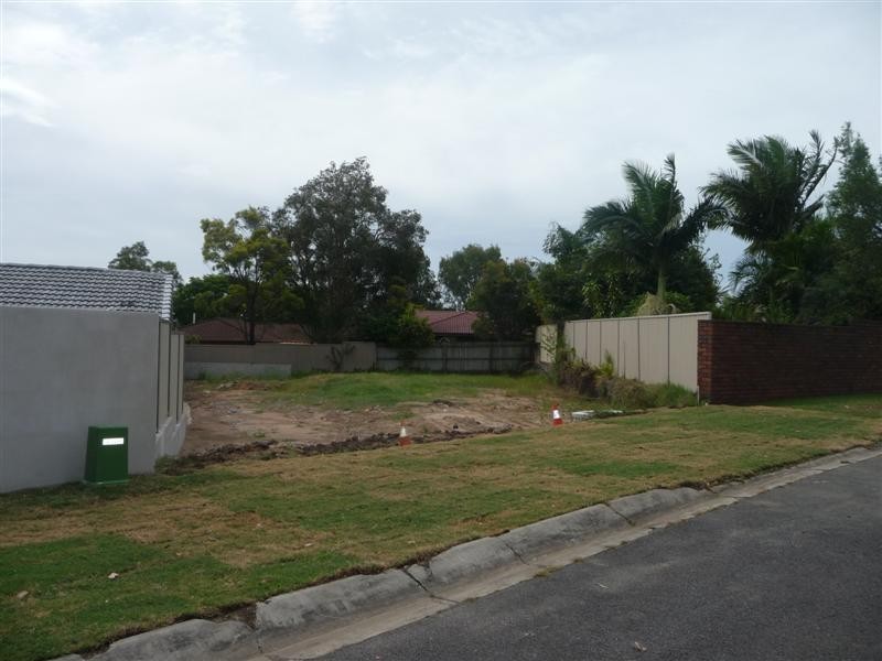 5 Lindisfarne Street, Carindale QLD 4152