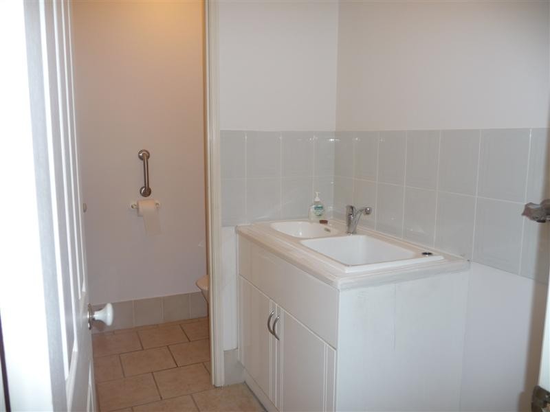 2 / 28 Osterley Road, Carina Heights QLD 4152