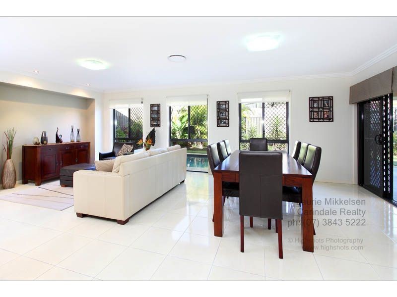 10 Wilson Place, Gumdale QLD 4154