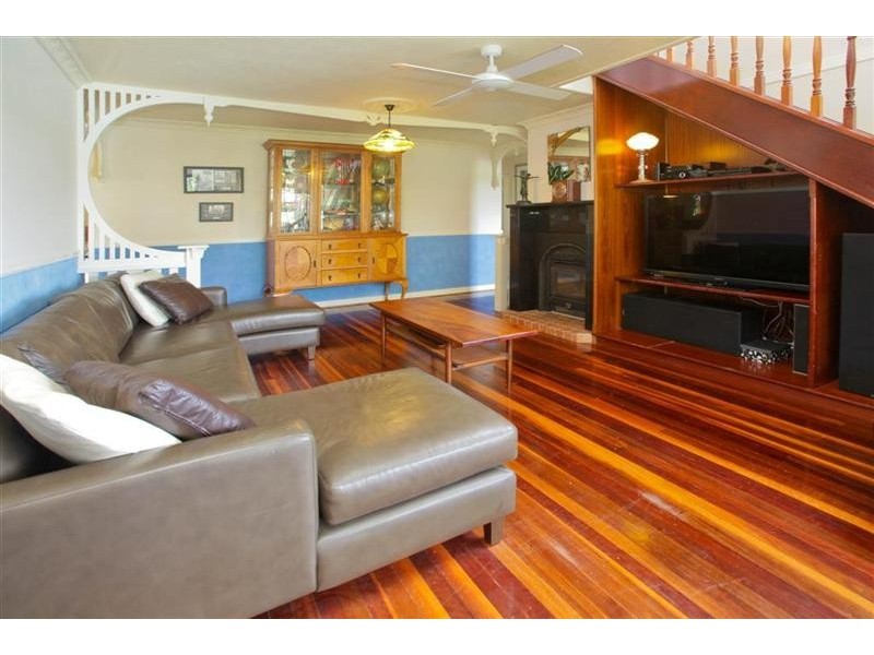 17 Casmaria Street, Mansfield QLD 4122