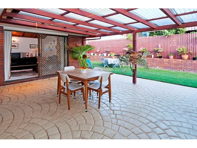 397  Winstanley Street, Carindale QLD 4152