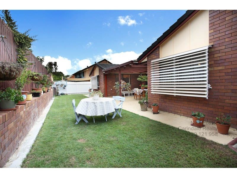 397  Winstanley Street, Carindale QLD 4152