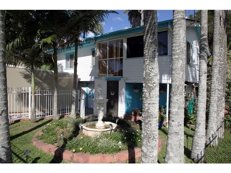 69 Malabar Street, Wynnum West QLD 4178