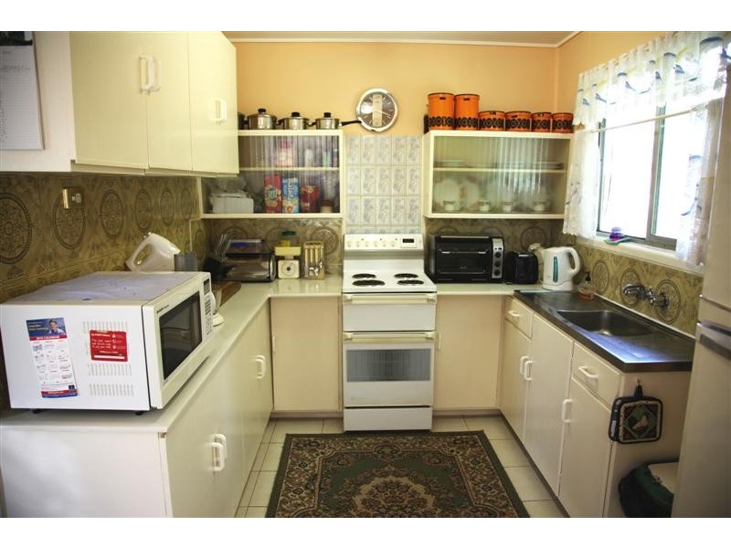 69 Malabar Street, Wynnum West QLD 4178